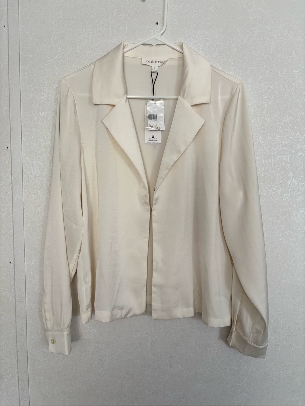 Pink Rose Ivory NWT Women’s Blouse L